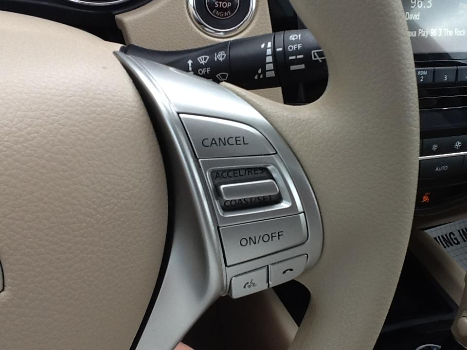 Nissan Rogue AWD 4dr SV 2015