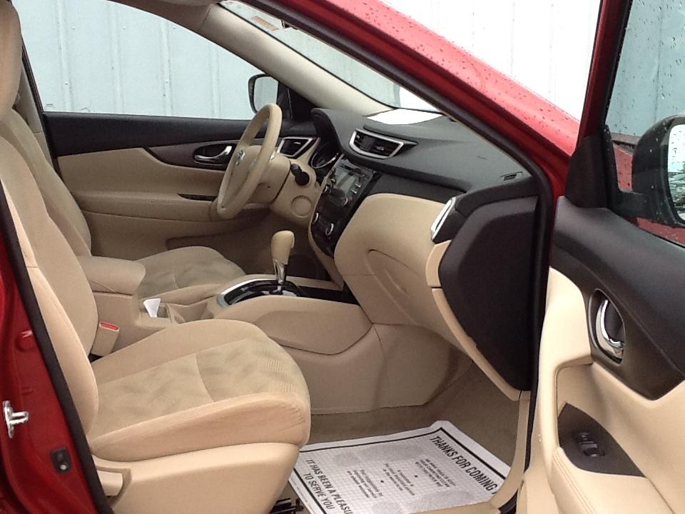 Nissan Rogue AWD 4dr SV 2015
