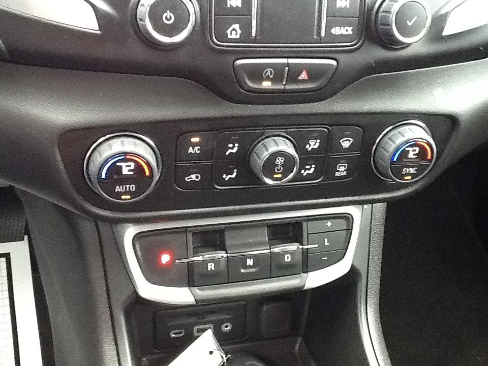 GMC Terrain AWD 4dr SLT 2024
