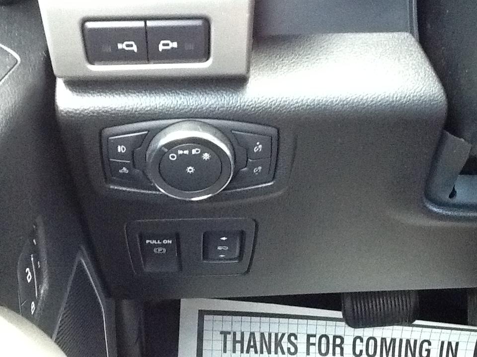 Ford F-150 Lariat 4WD SuperCrew 5.5' Box 2018