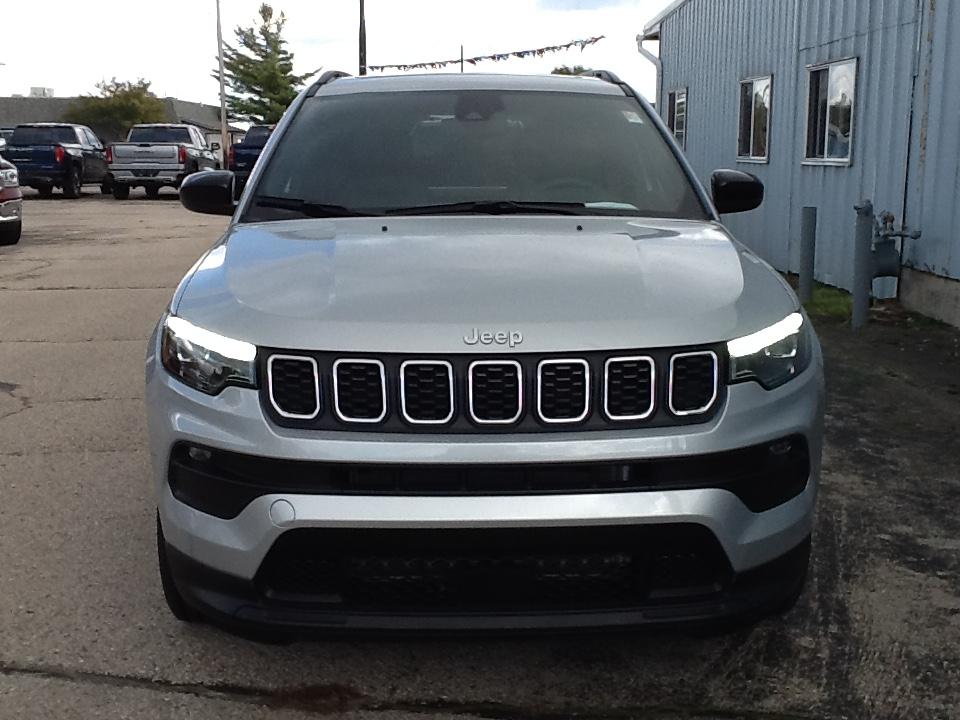 Jeep Compass Latitude Lux 4x4 2024