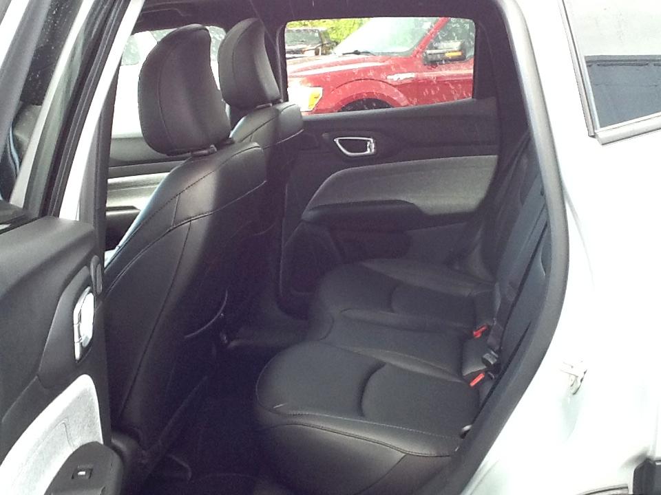 Jeep Compass Latitude Lux 4x4 2024