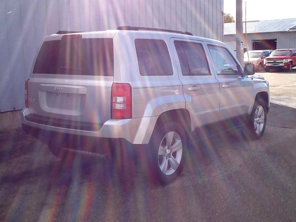 Jeep Patriot 4WD 4dr Sport 2011