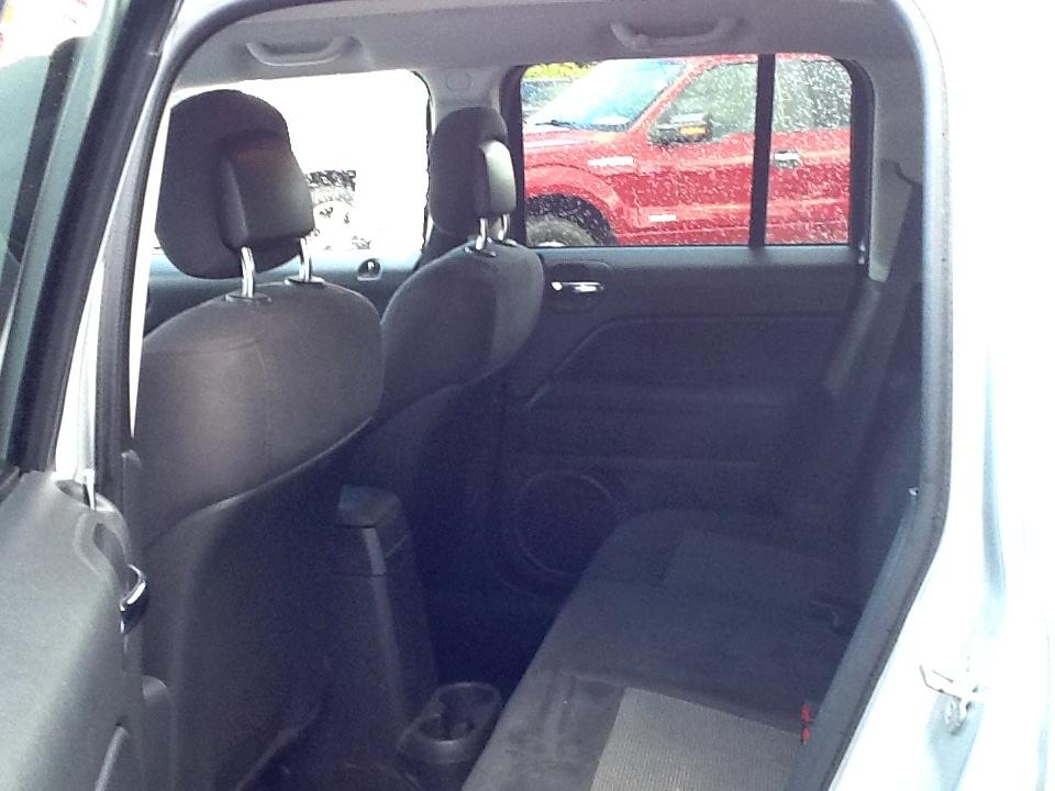 Jeep Patriot 4WD 4dr Sport 2011