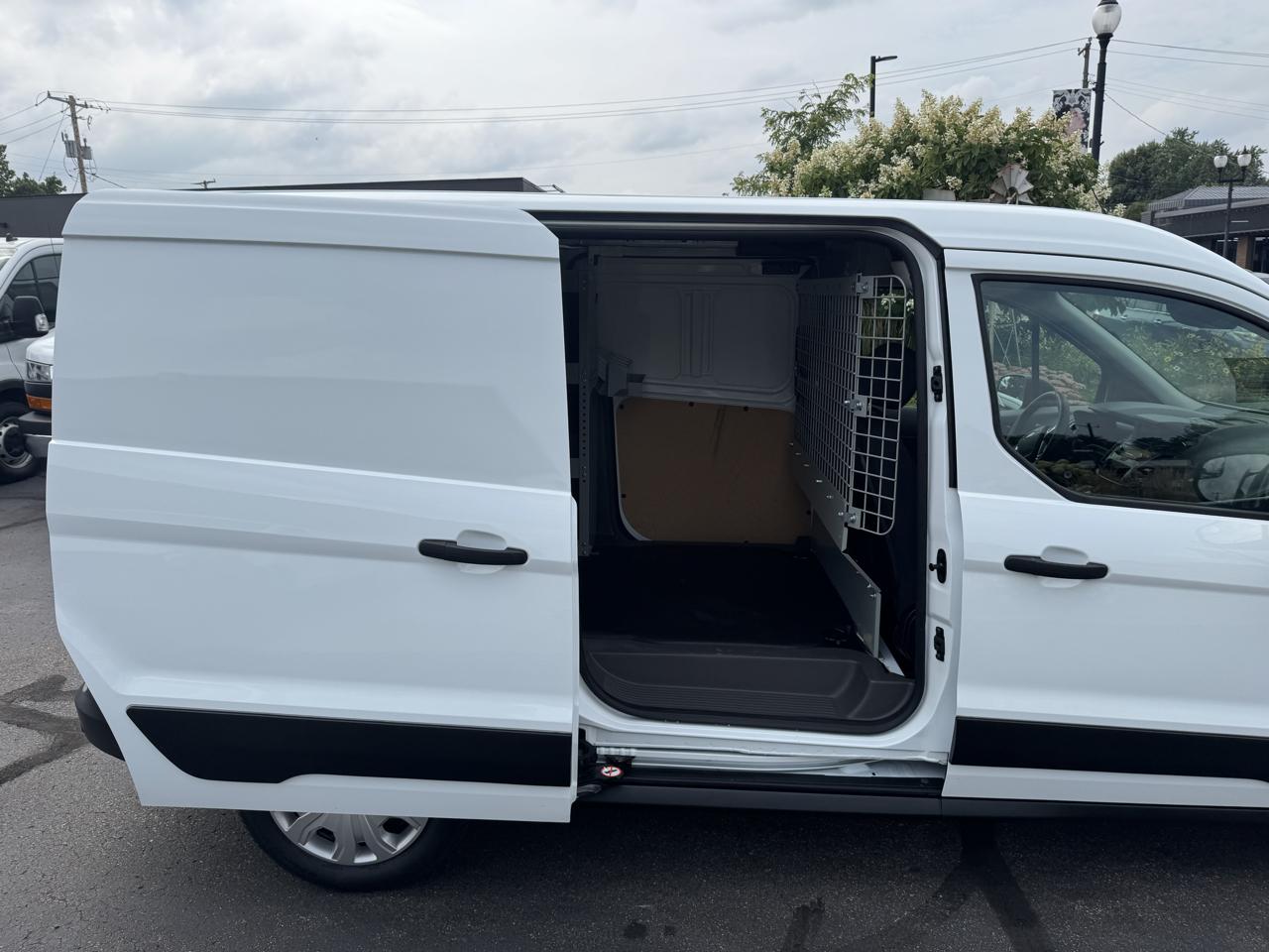 Ford Transit Connect Van XL LWB w/Rear Symmetrical Doors 2023