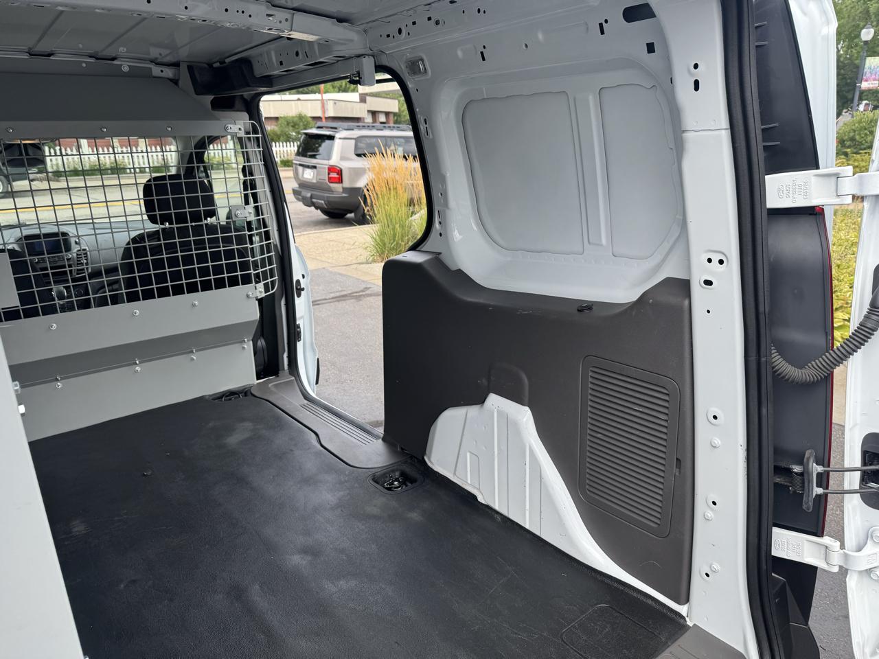 Ford Transit Connect Van XL LWB w/Rear Symmetrical Doors 2023