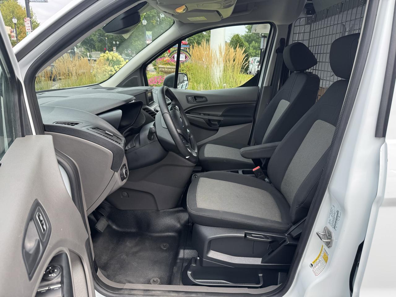 Ford Transit Connect Van XL LWB w/Rear Symmetrical Doors 2023