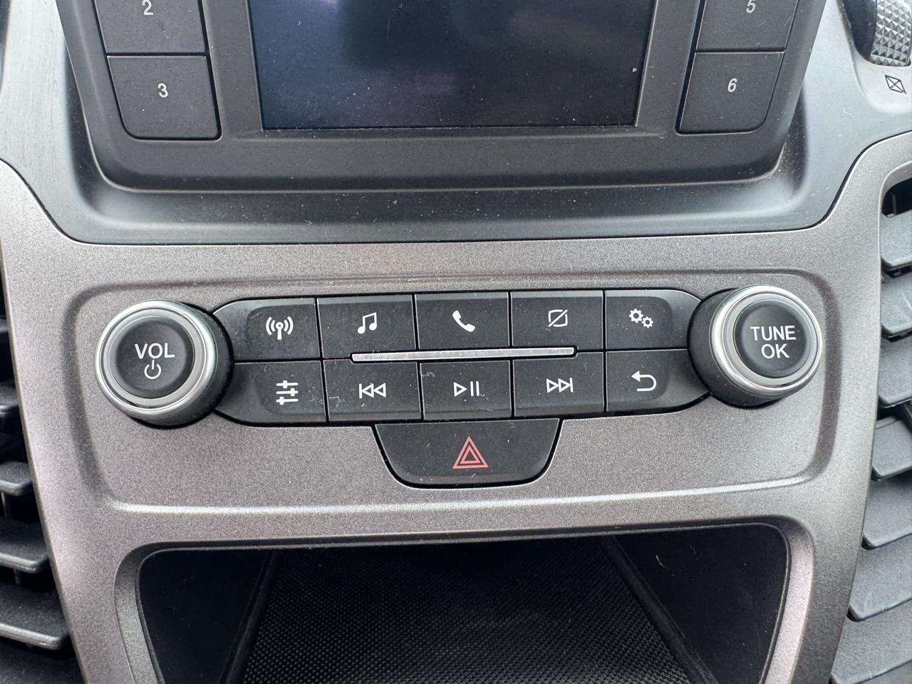 Ford Transit Connect Van XL LWB w/Rear Symmetrical Doors 2023