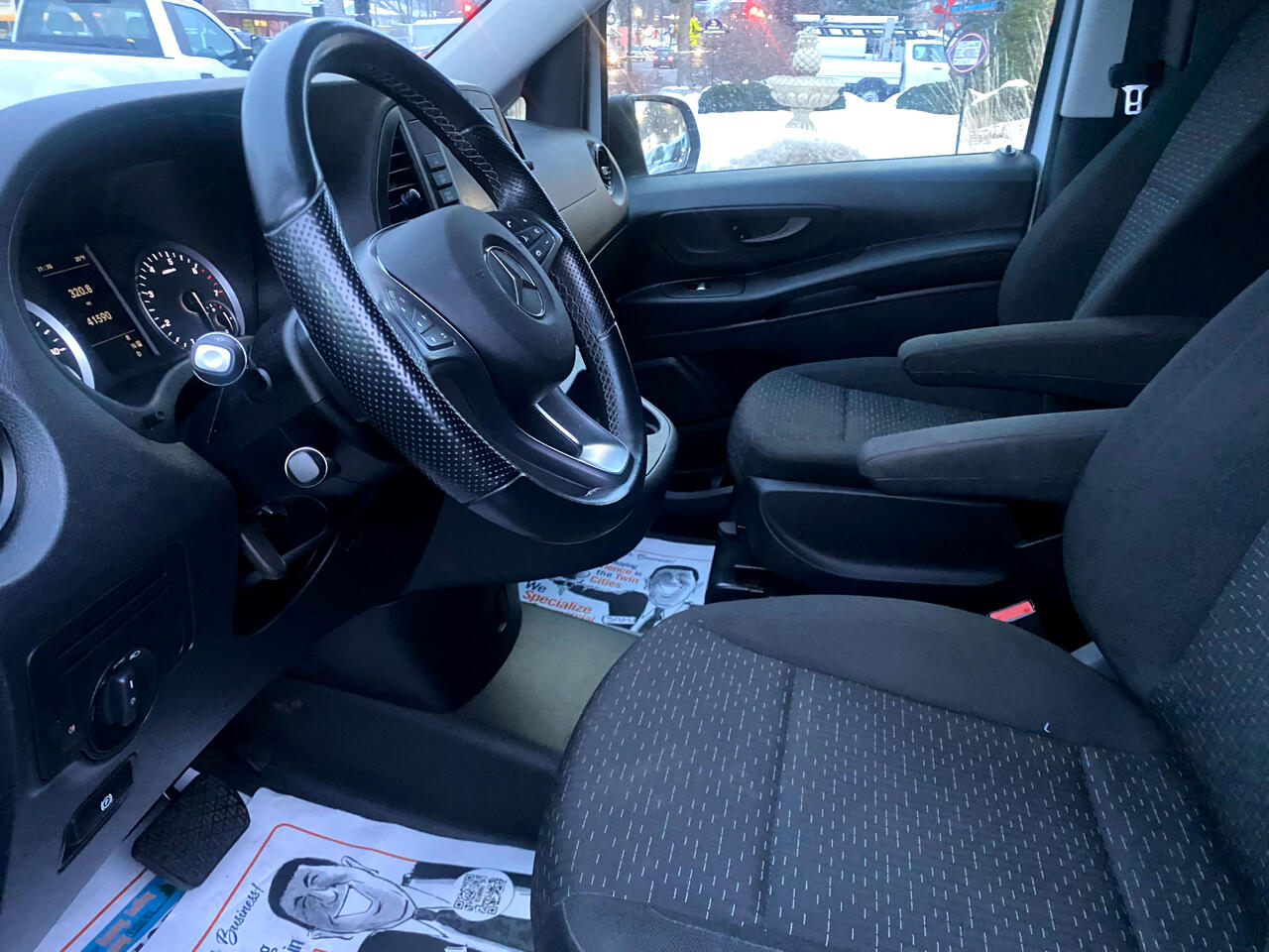 Mercedes-Benz Metris Cargo Van Standard Roof 126" Wheelbase 2021