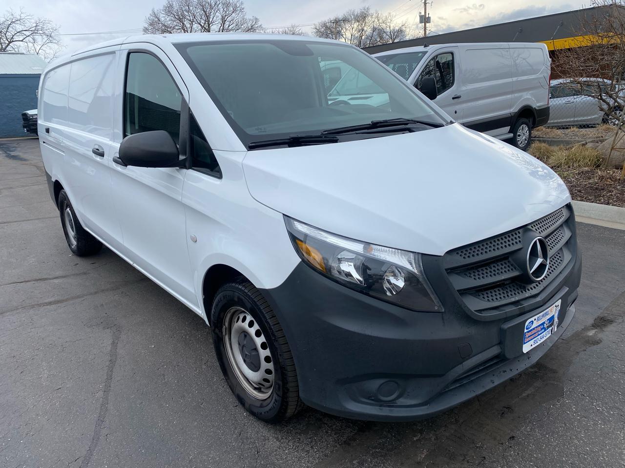 Mercedes-Benz Metris Cargo Van  2021