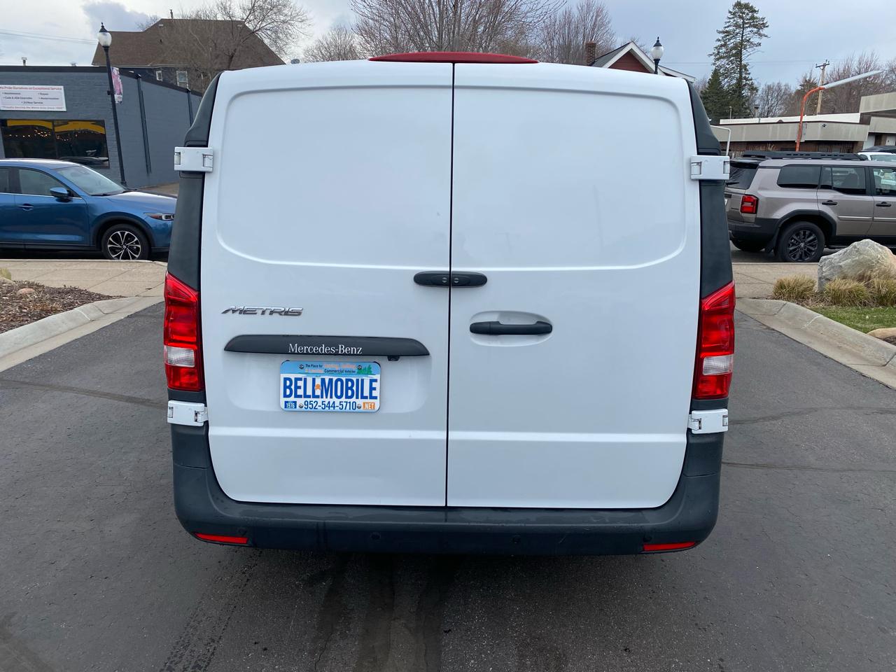 Mercedes-Benz Metris Cargo Van  2021