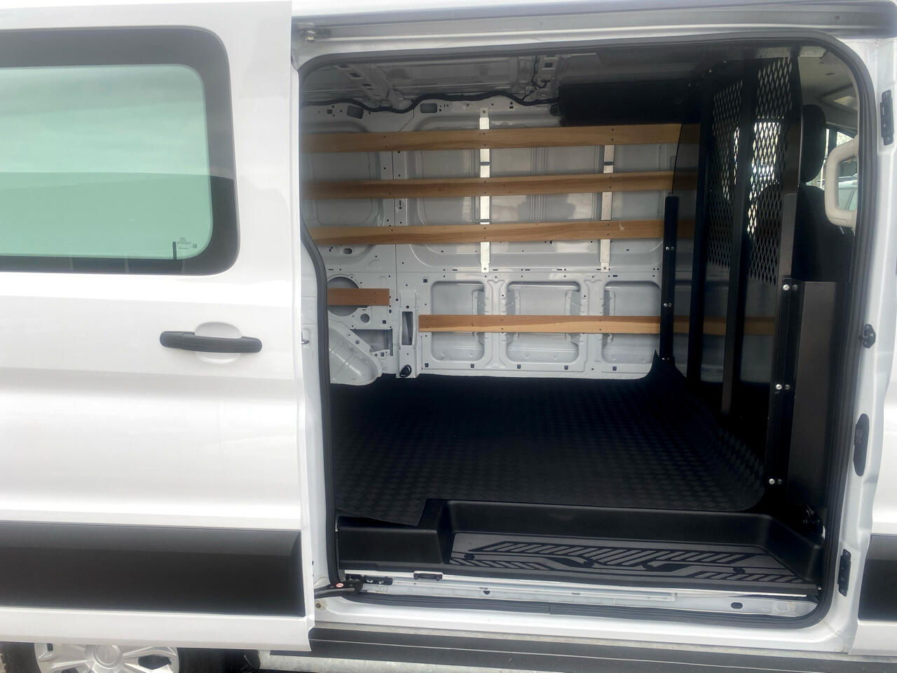 Ford Transit Cargo Van T-250 130" Low Rf 9070 GVWR RWD 2023