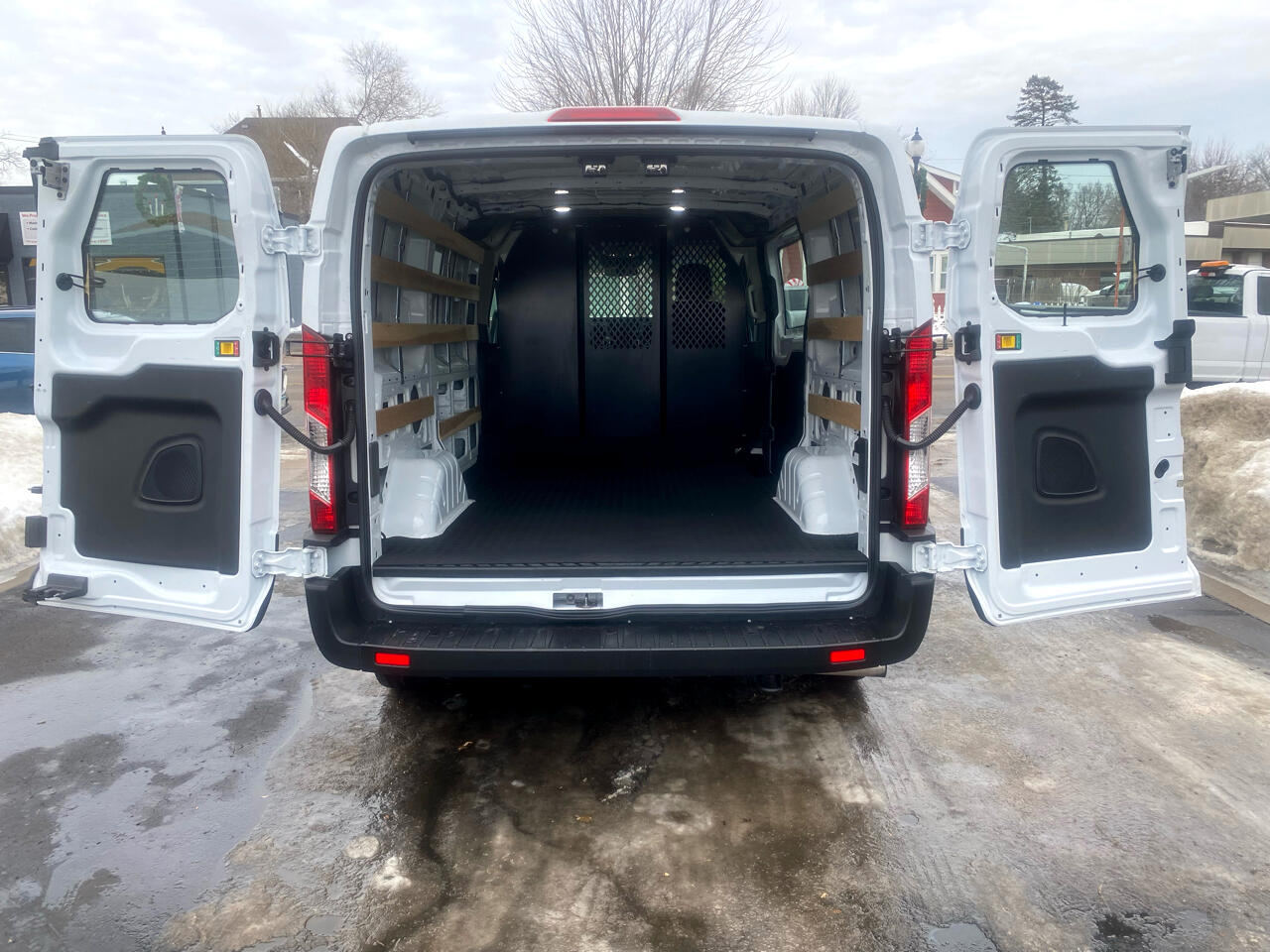 Ford Transit Cargo Van T-250 130" Low Rf 9070 GVWR RWD 2023