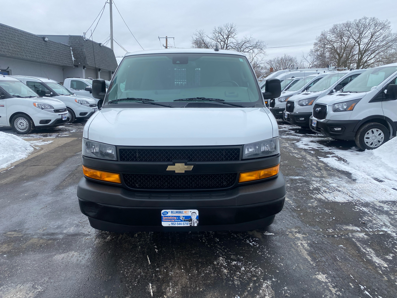 Chevrolet Express Cargo Van 2500 135" WB RWD 2022
