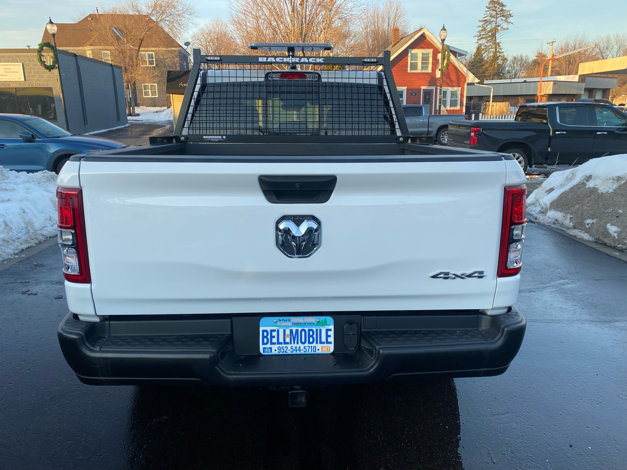 RAM 1500 Tradesman 4x4 Crew Cab 5'7" Box 2023