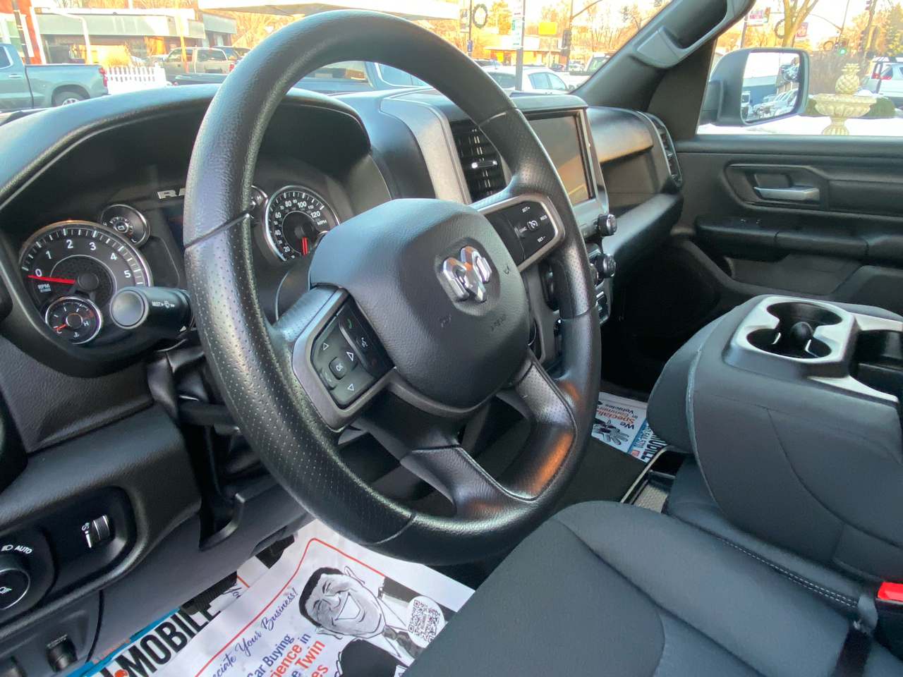 RAM 1500 Tradesman 4x4 Crew Cab 5'7" Box 2023