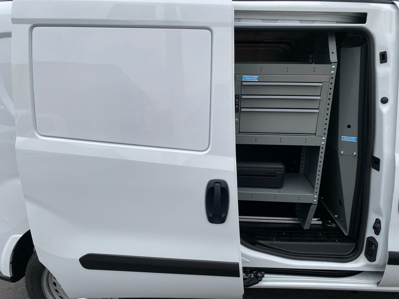 2022 Ram ProMaster City Tradesman photo 4
