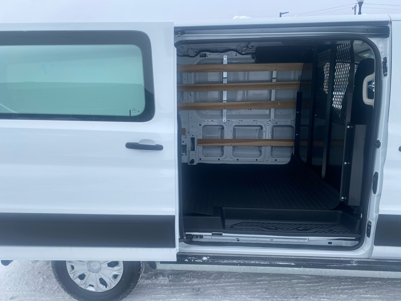 2024 Ford Transit Cargo Van photo 3
