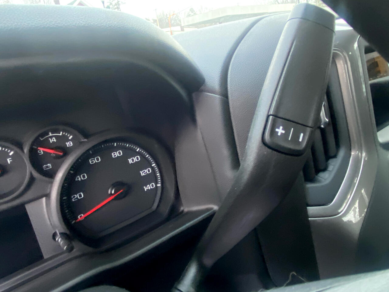 Chevrolet Silverado 2500HD 4WD Crew Cab 172" Work Truck 2025