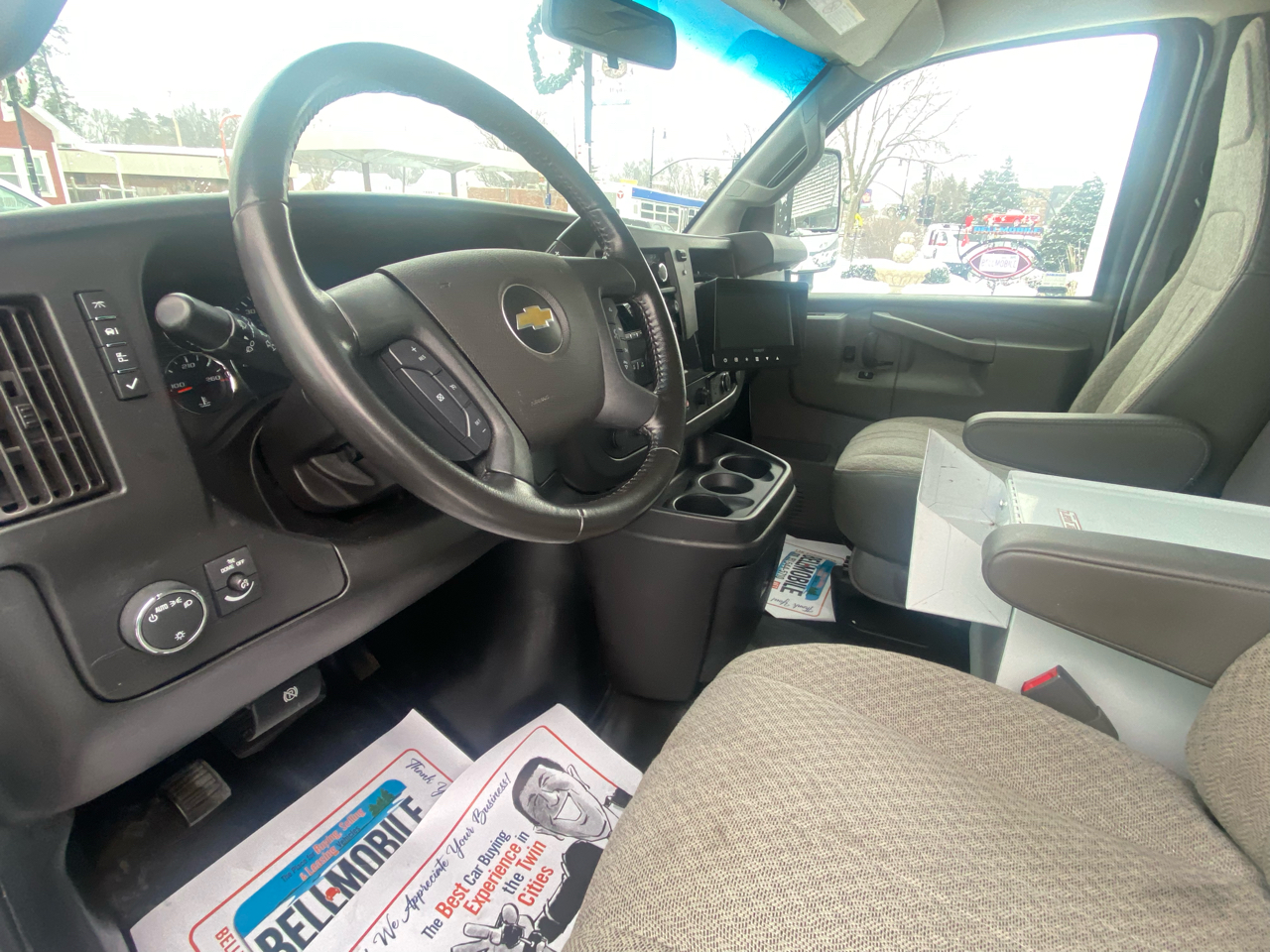 Chevrolet Express Commercial Cutaway 3500 Van 139" 2021