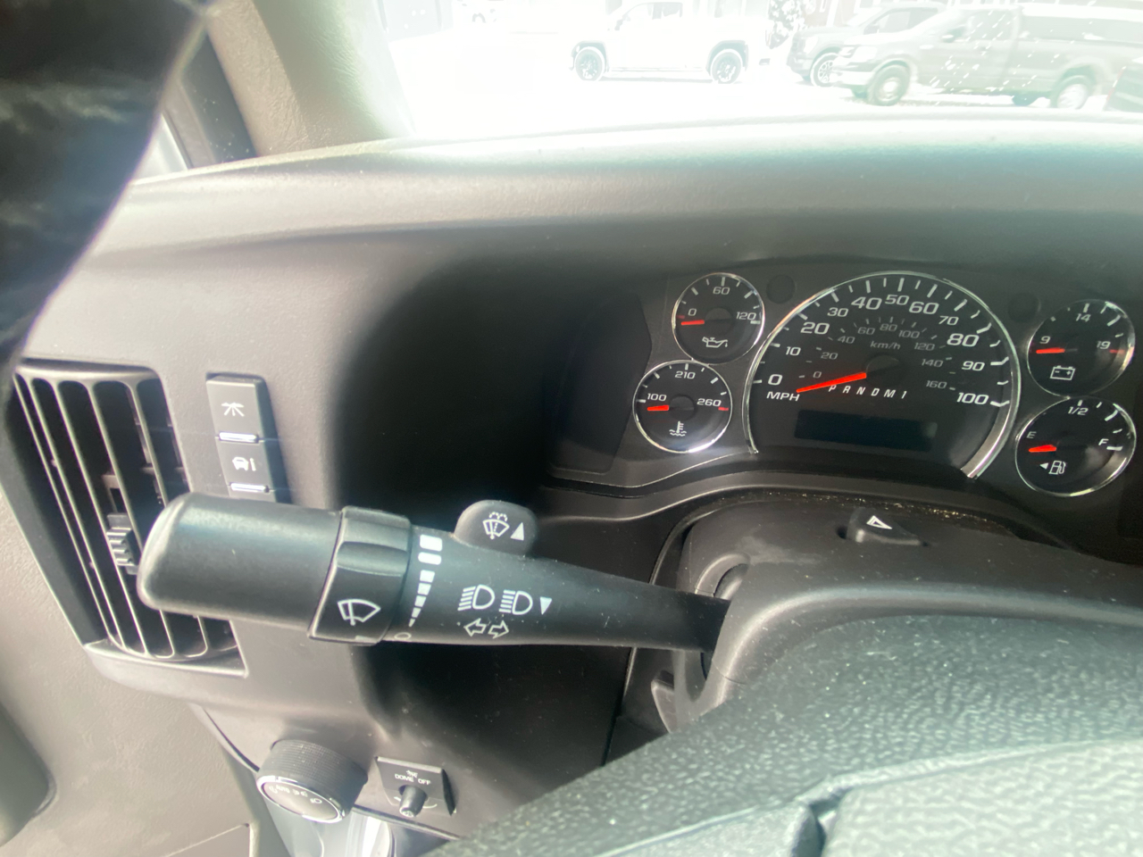 Chevrolet Express Commercial Cutaway 3500 Van 139" 2021