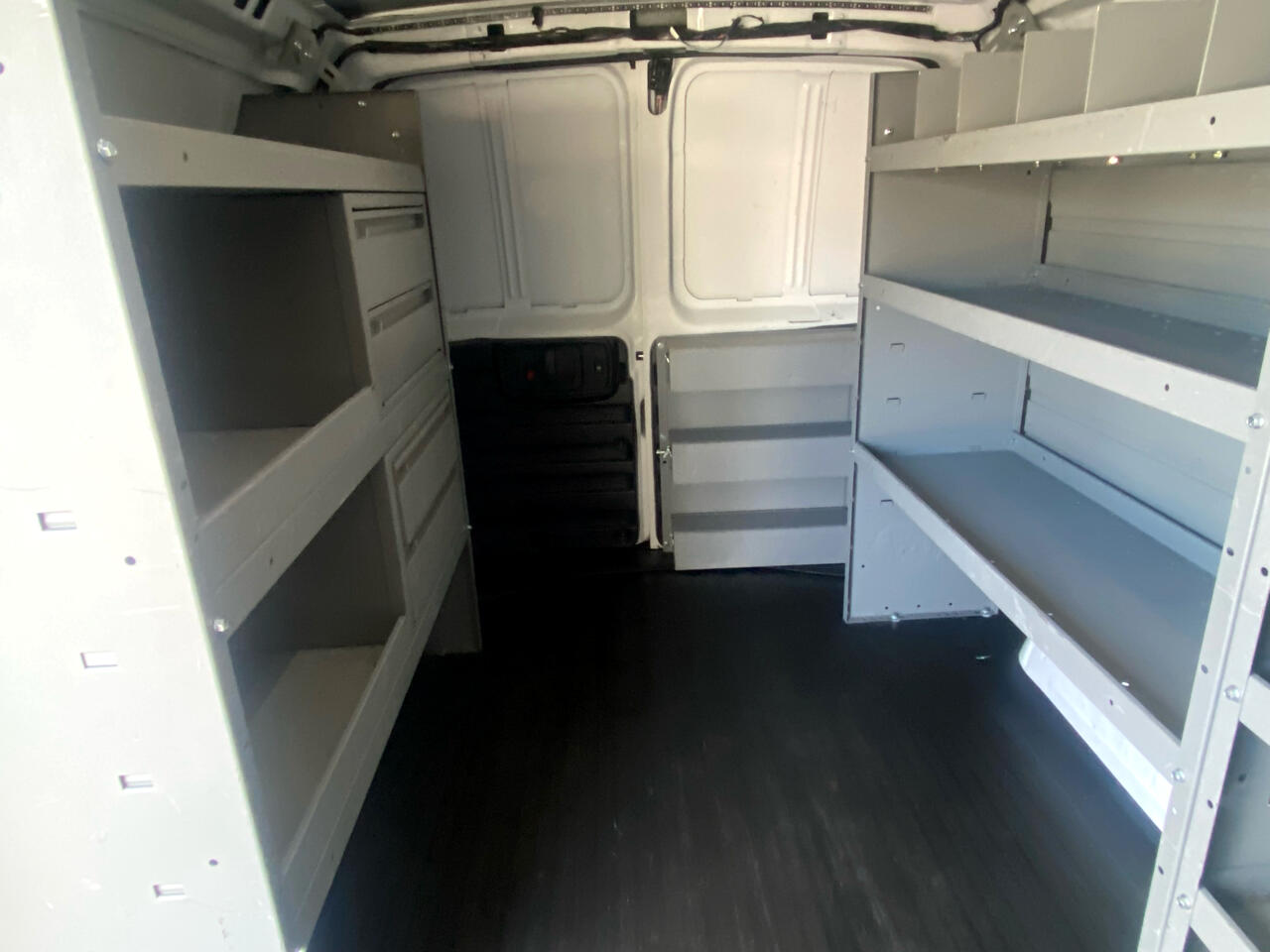 Chevrolet Express Cargo Van RWD 3500 135" 2022