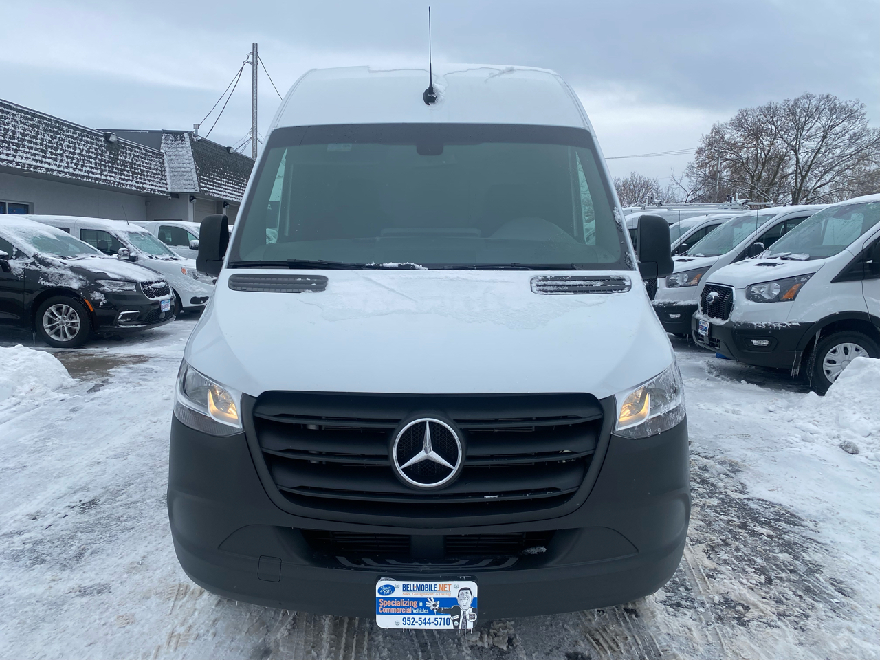 Mercedes-Benz Sprinter Cargo Van 2500 High Roof I4 Gas 170" RWD 2023