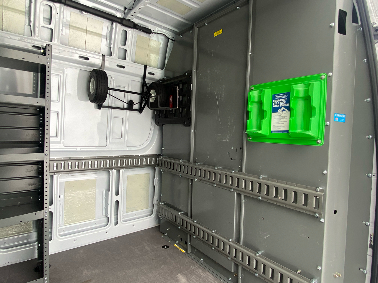 Mercedes-Benz Sprinter Cargo Van 2500 High Roof I4 Gas 170" RWD 2023