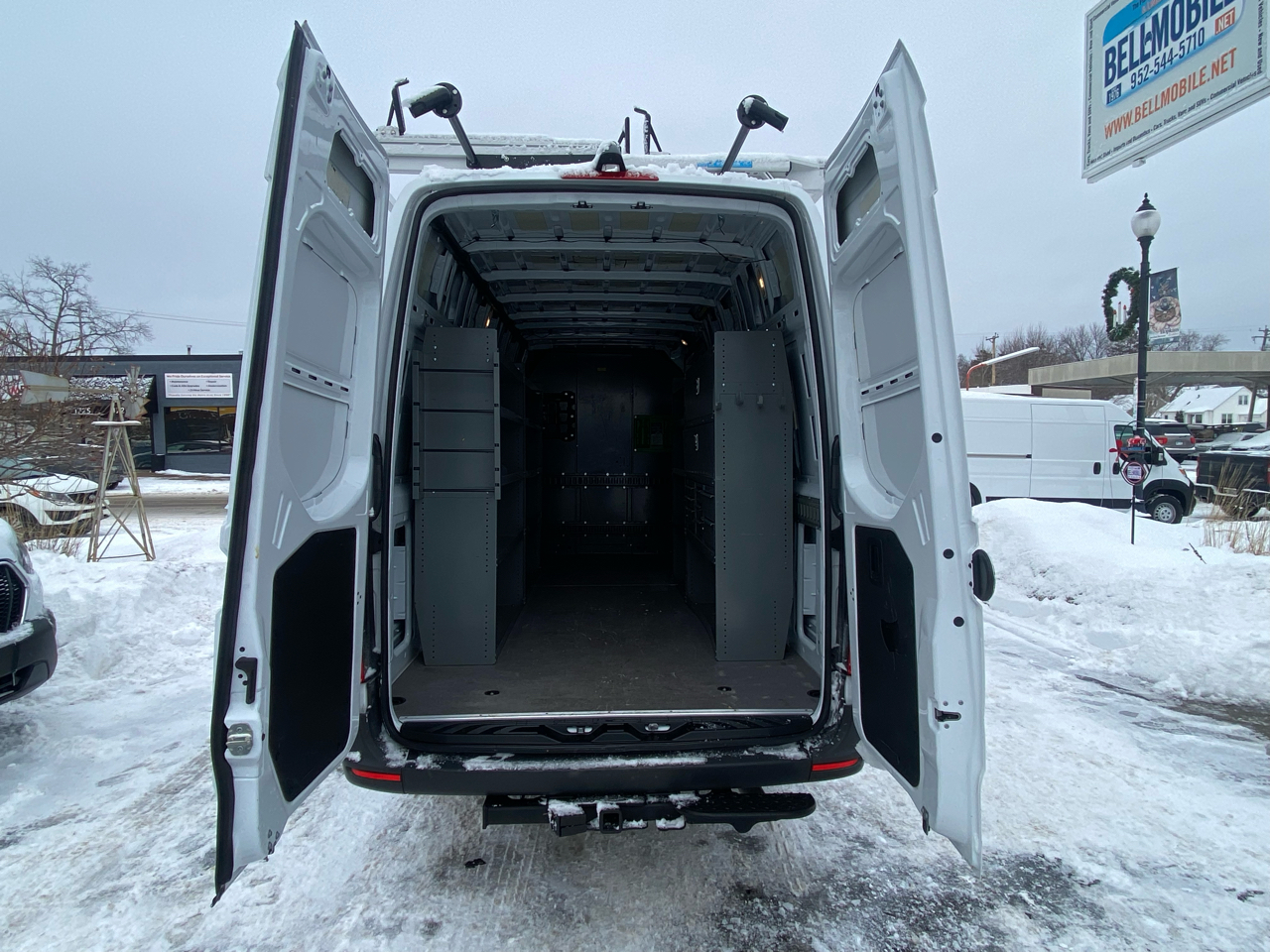 Mercedes-Benz Sprinter Cargo Van 2500 High Roof I4 Gas 170" RWD 2023