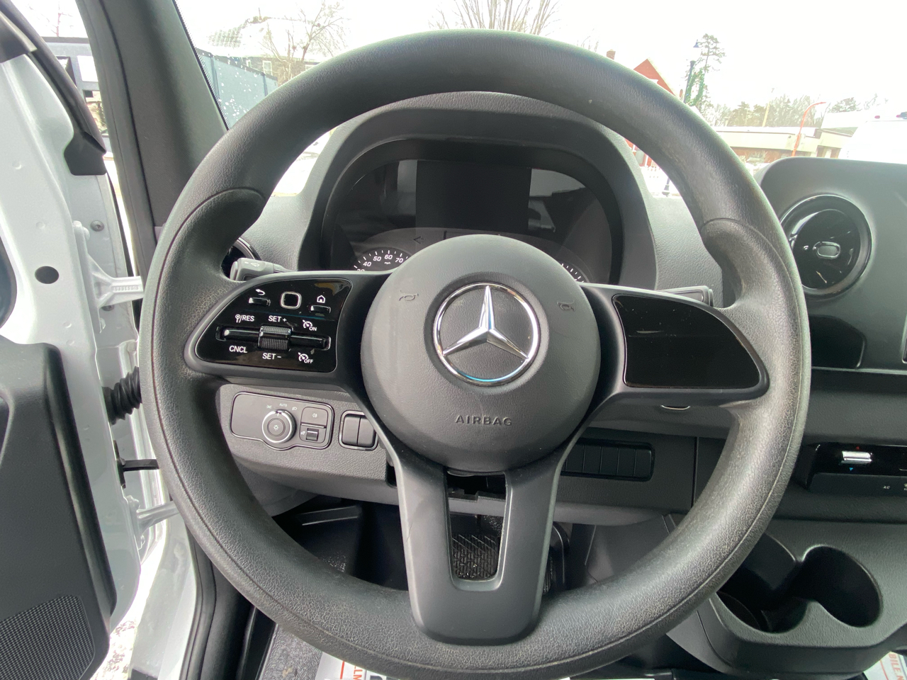 Mercedes-Benz Sprinter Cargo Van 2500 High Roof I4 Gas 170" RWD 2023