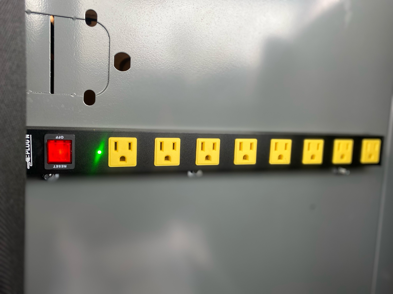 Mercedes-Benz Sprinter Cargo Van 2500 High Roof I4 Gas 170" RWD 2023