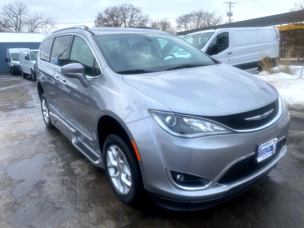 Chrysler Pacifica Touring L FWD 2018
