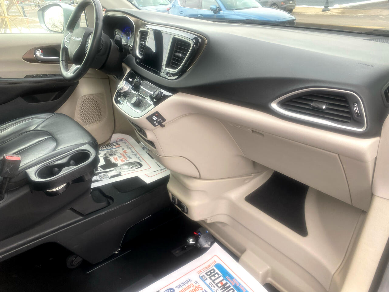 Chrysler Pacifica Touring L FWD 2018