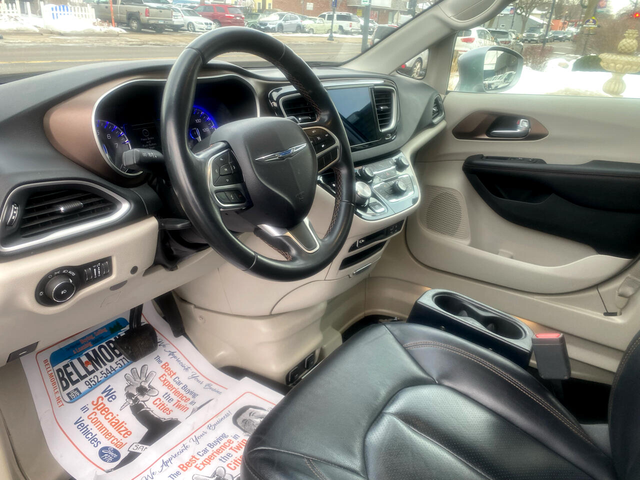 Chrysler Pacifica Touring L FWD 2018