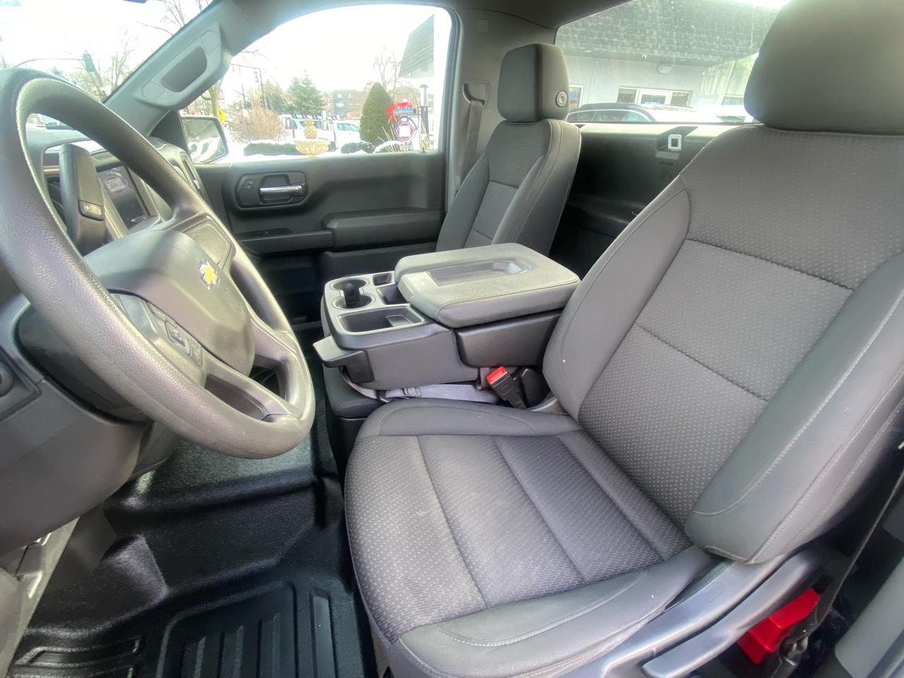 Chevrolet Silverado 1500 2WD Reg Cab 140" Work Truck 2024