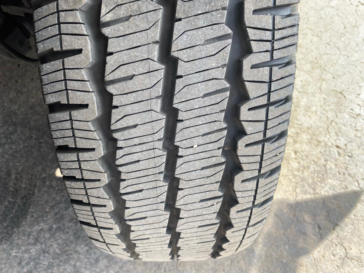 Ford Transit Cargo Van T-250 148" Hi Rf 9070 GVWR RWD 2023