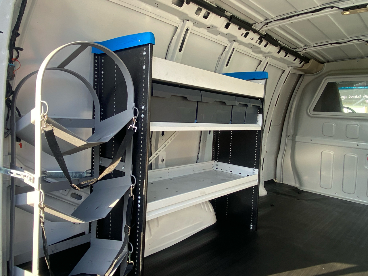 Chevrolet Express Cargo Van RWD 2500 135" 2021