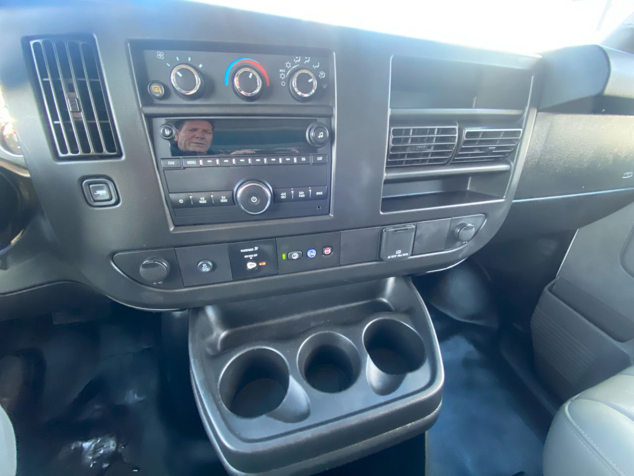 Chevrolet Express Cargo Van RWD 2500 135" 2021