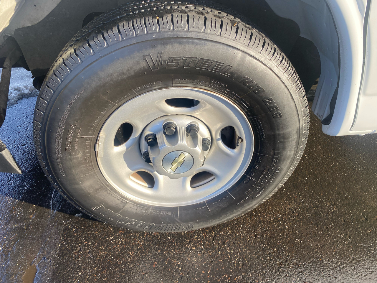 Chevrolet Express Cargo Van RWD 2500 135" 2021