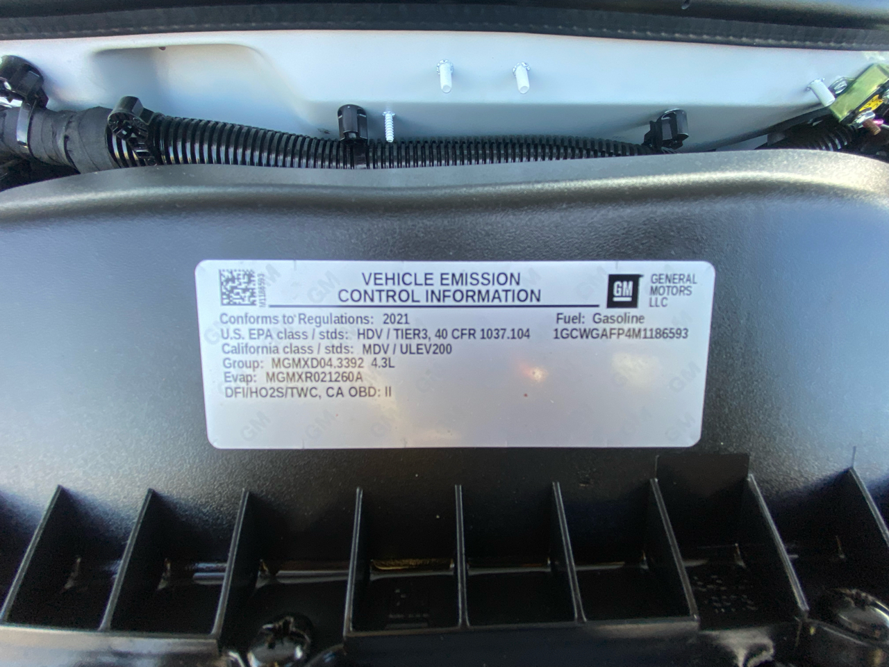 Chevrolet Express Cargo Van RWD 2500 135" 2021