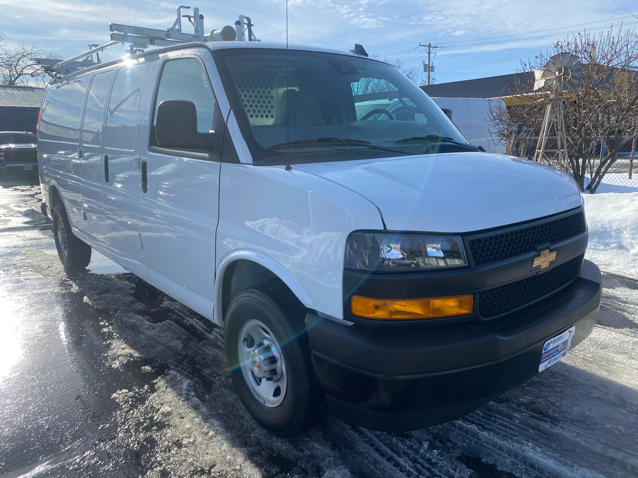 Chevrolet Express Cargo Van RWD 2500 155" 2025