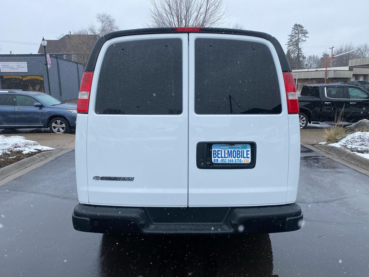 Chevrolet Express Cargo Van 2500 135" WB RWD 2020