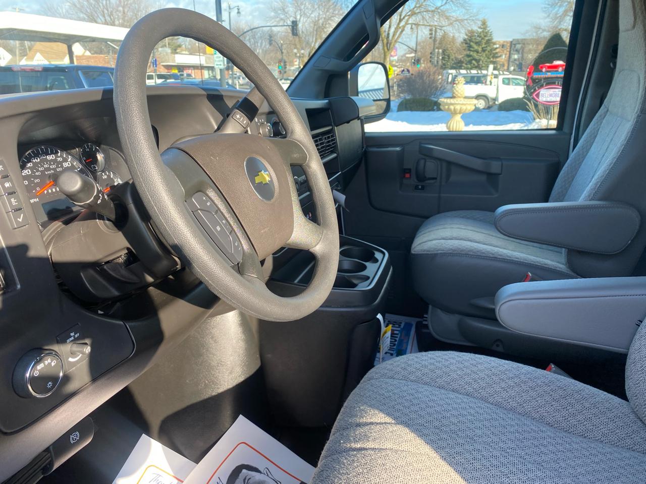 Chevrolet Express Cargo Van 2500 155" WB RWD 2025