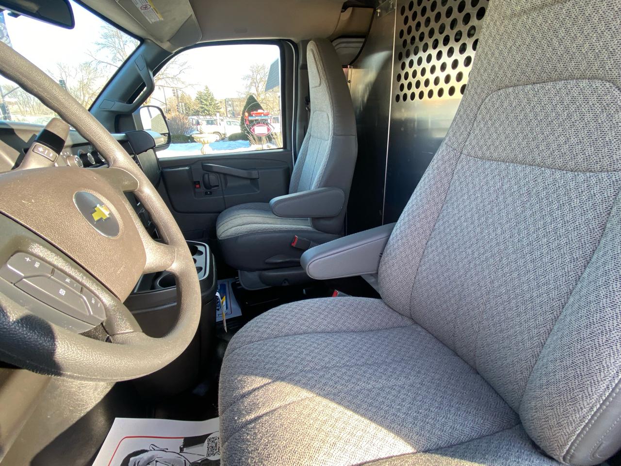 Chevrolet Express Cargo Van 2500 155" WB RWD 2025