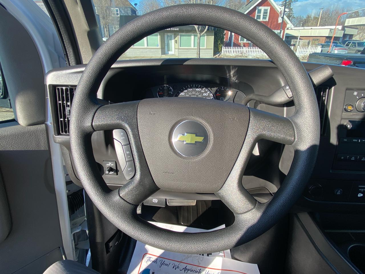 Chevrolet Express Cargo Van 2500 155" WB RWD 2025