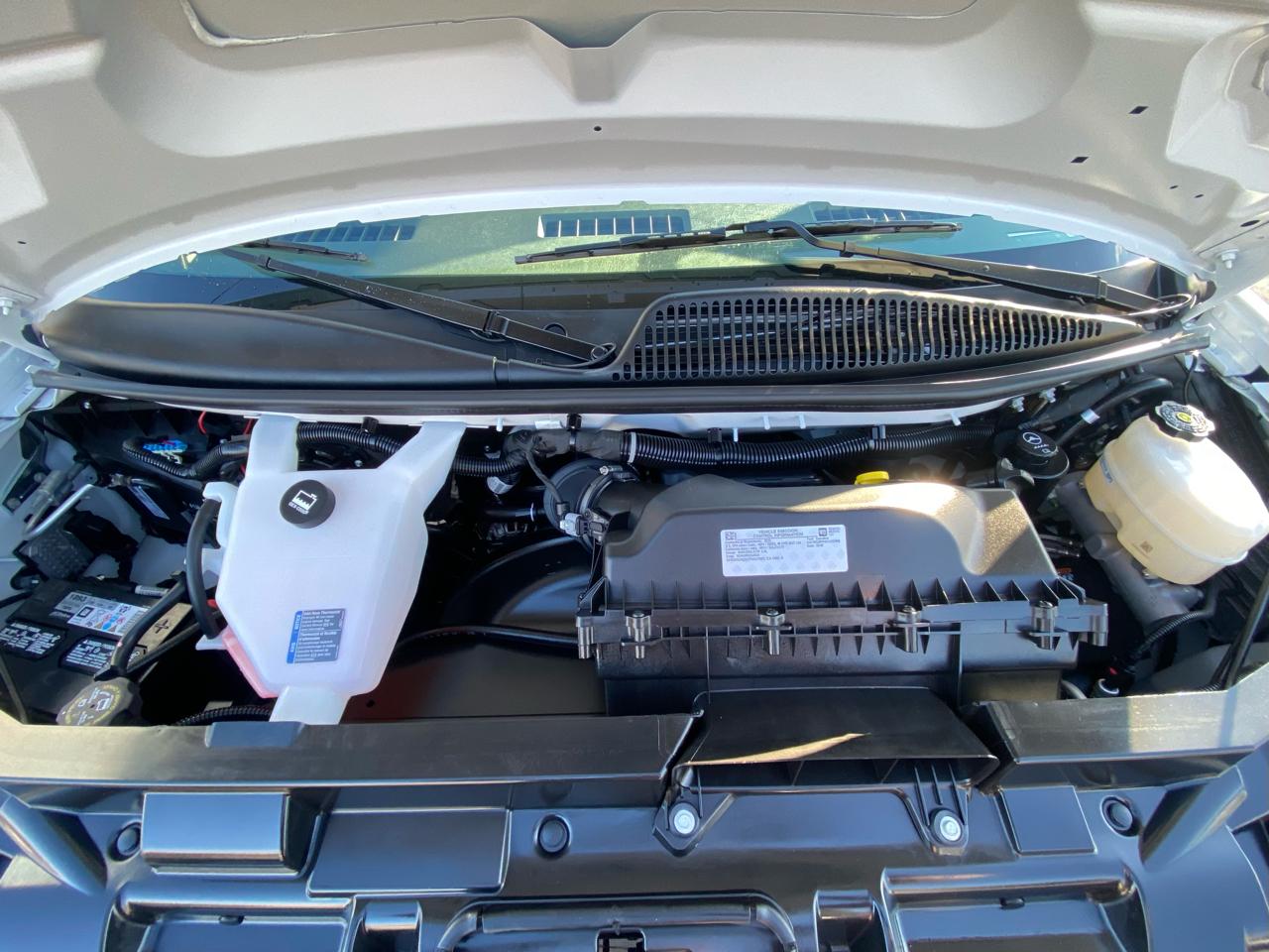 Chevrolet Express Cargo Van 2500 155" WB RWD 2025