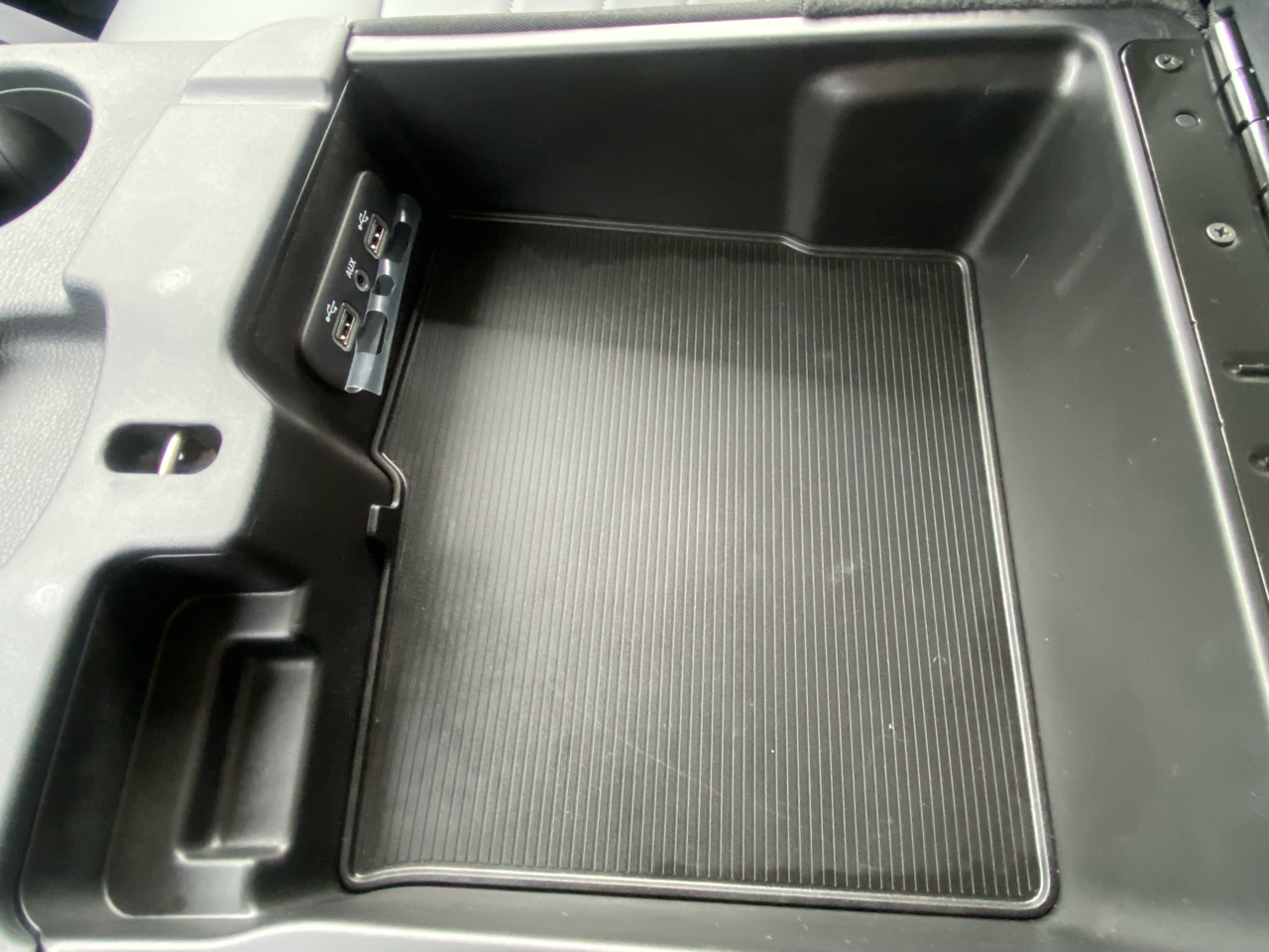 RAM 1500 Classic Tradesman 4x4 Reg Cab 8' Box 2023