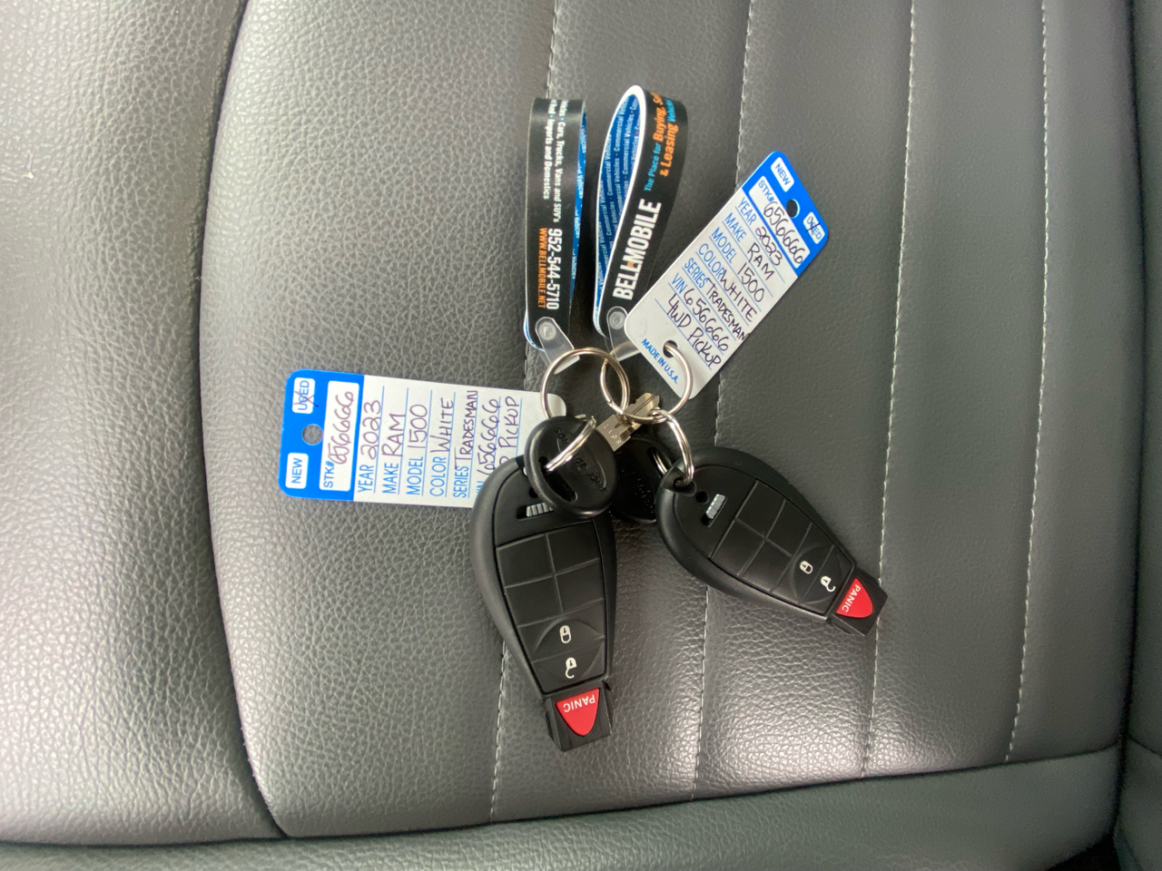 RAM 1500 Classic Tradesman 4x4 Reg Cab 8' Box 2023