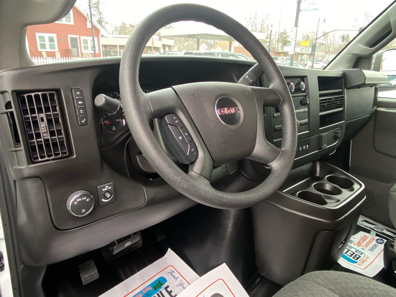 GMC Savana Cargo Van RWD 2500 135" 2024