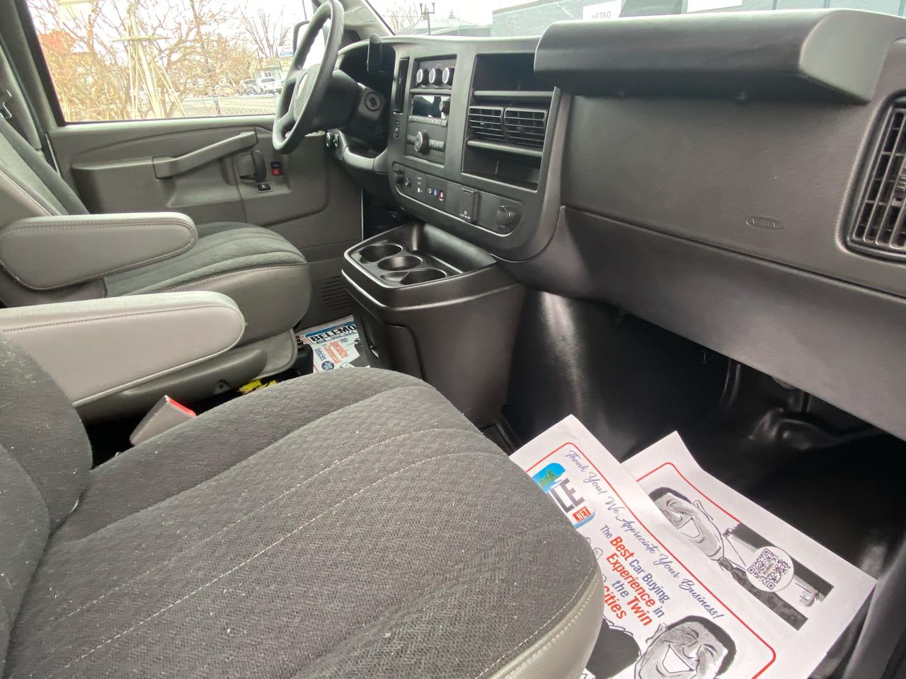 GMC Savana Cargo Van RWD 2500 135" 2024